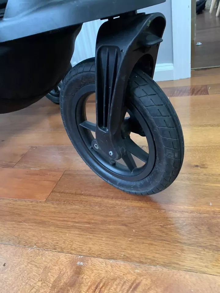 Baby Jogger Elite Running Jogging buggy Pram Footmuff RRP £600